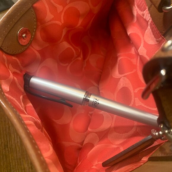 Vintage Coach Hamilton Kelly (2005) 7465” Brown Tan Leather Purse - Picture 16 of 16